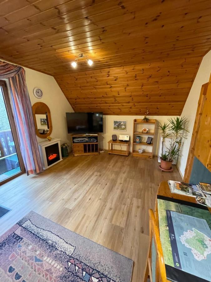 Ferienwohnung Beate Engelhardt Kleinern Exteriör bild